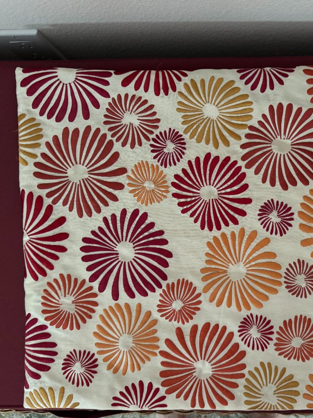 Pier one zipper pillow cover excellent condition